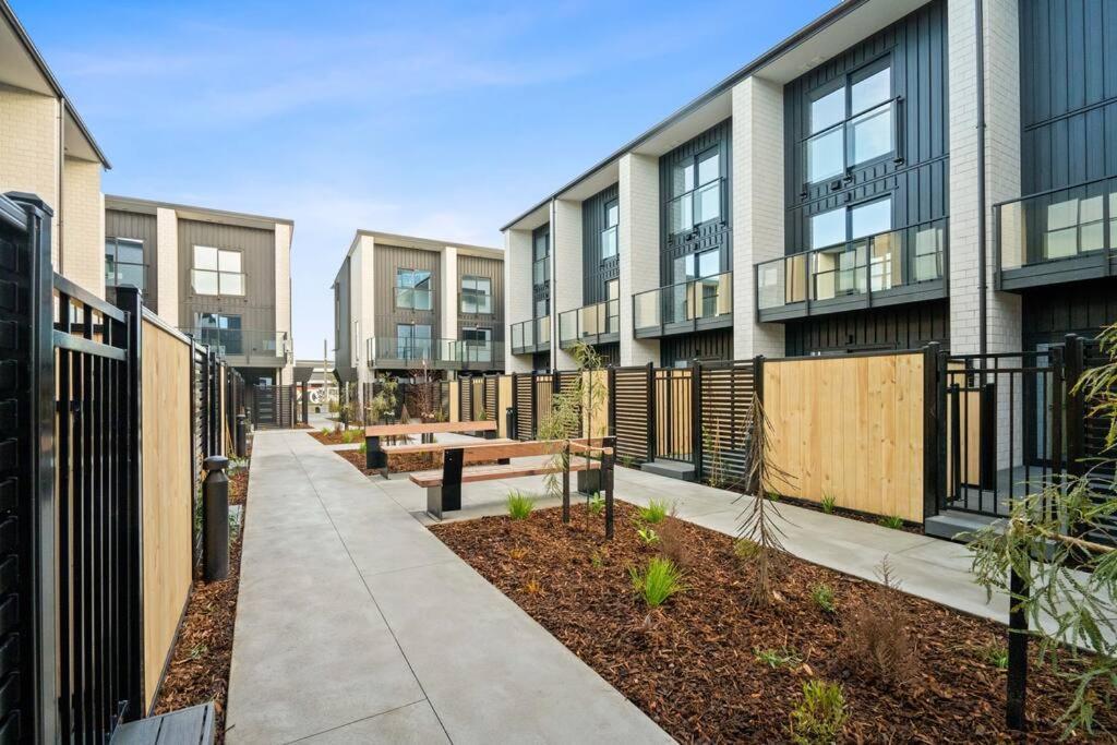 Chic City Centre Townhouse Christchurch Exteriör bild